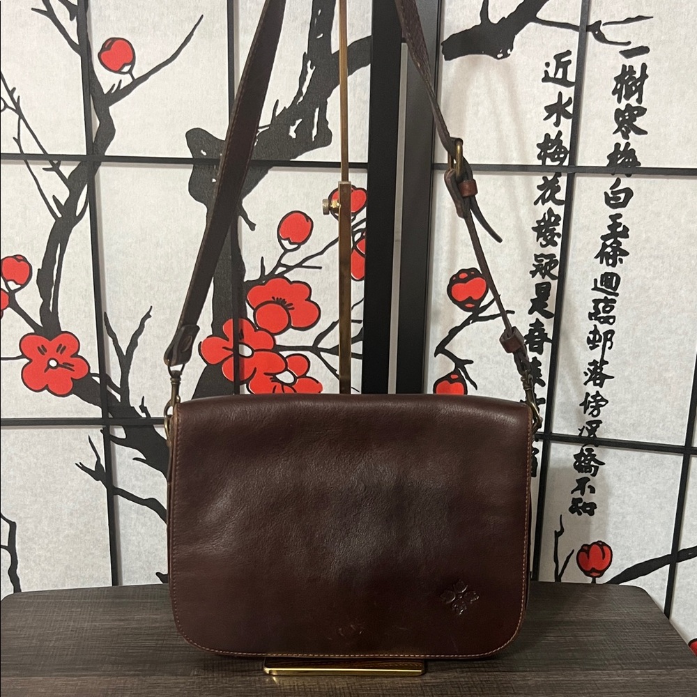 Patricia Nash Vintage Elegant Brown Leather Messenger Bag